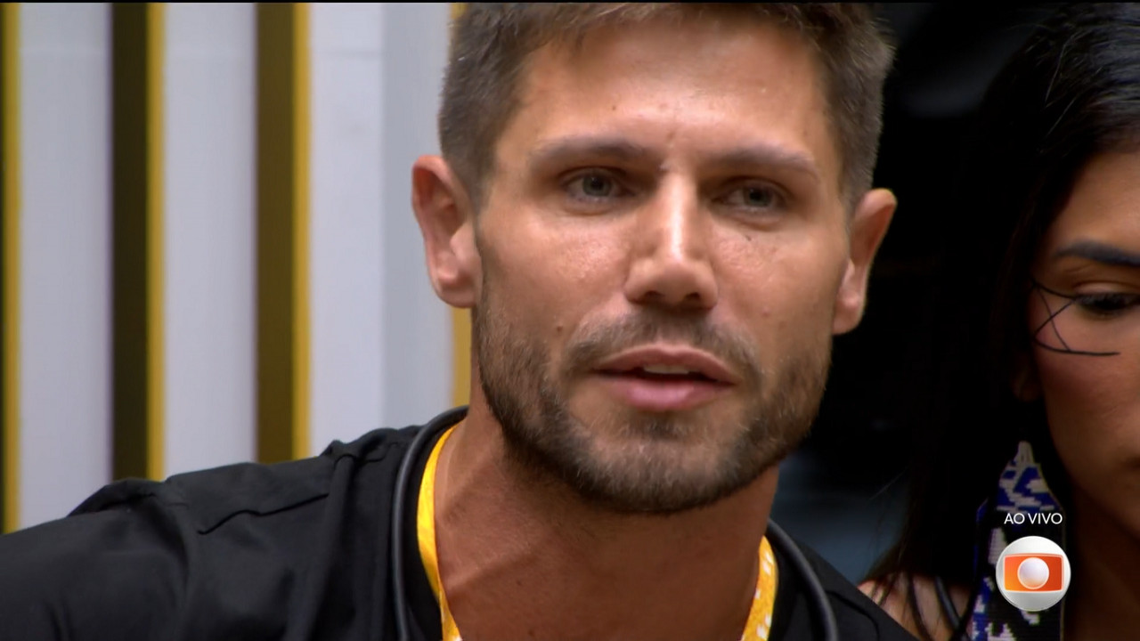 BBB 26: Com bate-boca, Jonas indica Milena ao Paredão