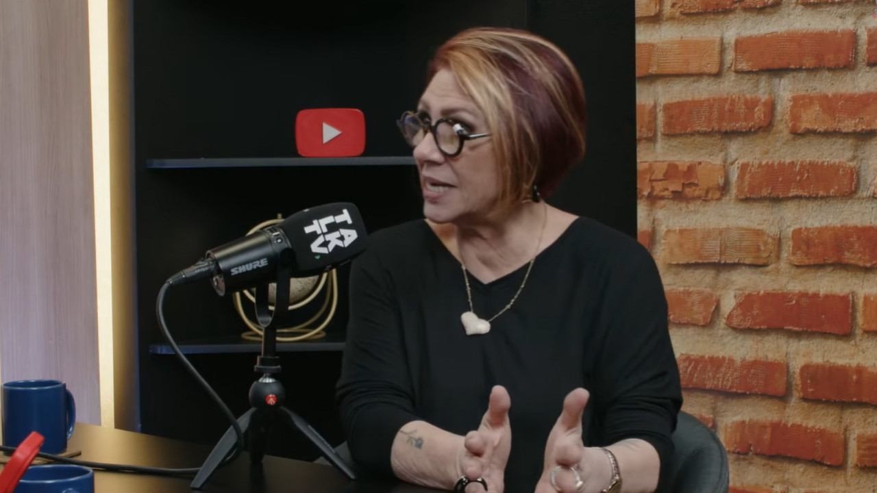 Sucesso no Casos de Família, Dra. Anahy alerta ao perigo de se diagnosticar por IA