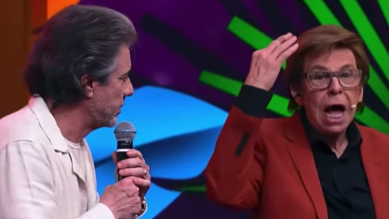 João Kleber e Nelson Rubens protagonizam climão na RedeTV!: "Trairia tua mulher"; vídeo