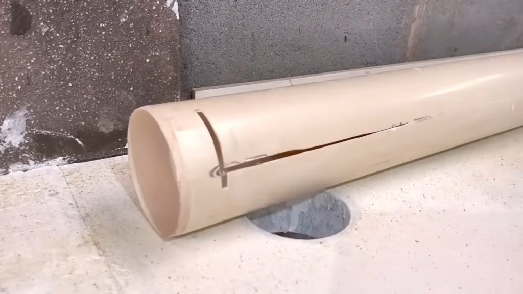 Adeus, calha cara: encanador ensina sistema de captação de água da chuva com PVC pagando muito pouco