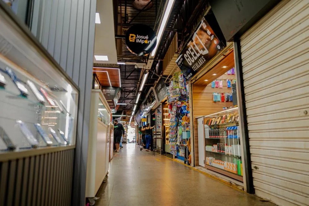 Comerciantes precisam realizar o recadastramento para estarem em dia com a Prefeitura de Anápolis. (Foto: Paulo de Tarso)