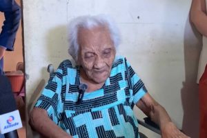 Brasileira busca reconhecimento como mulher mais velha do mundo