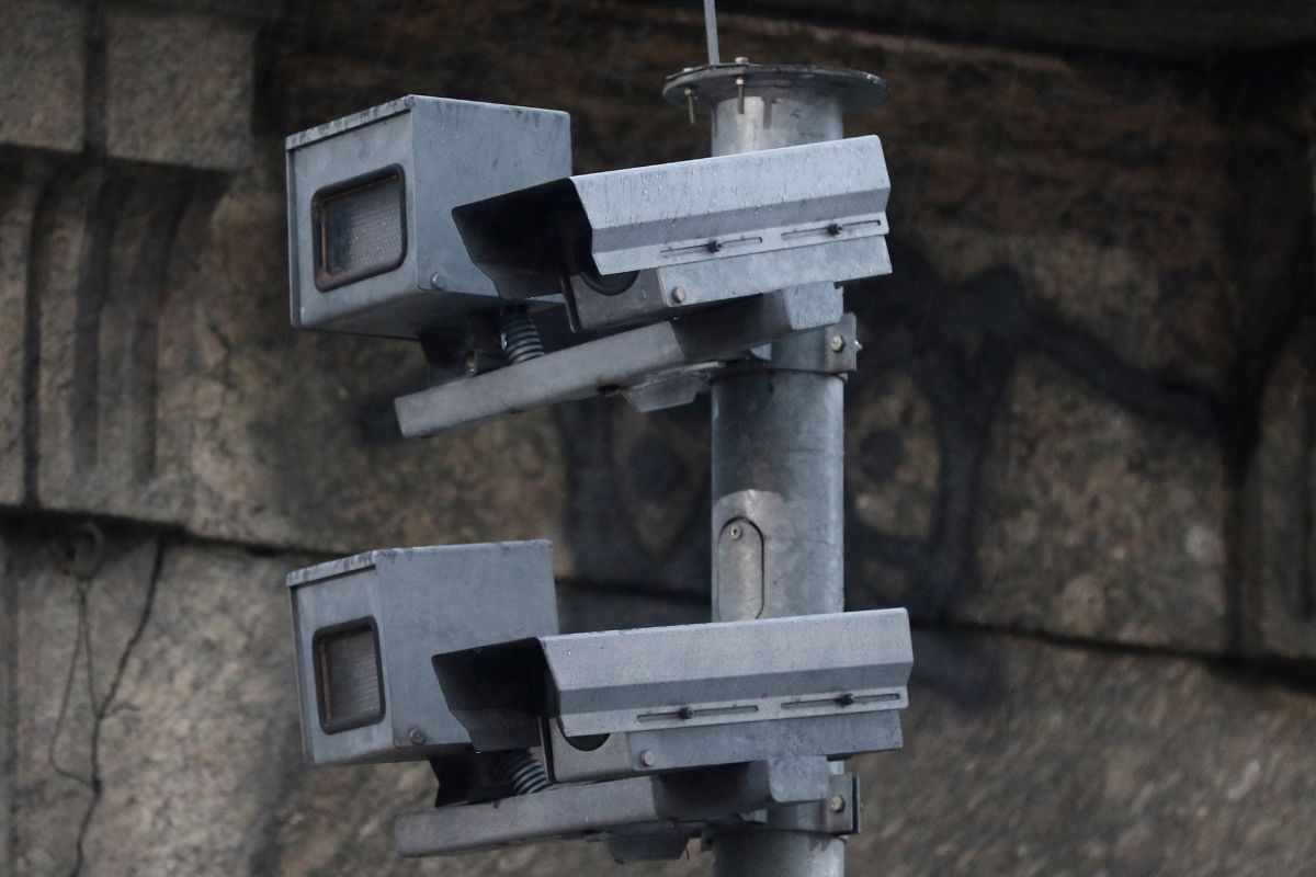 Alerta para motoristas: novo radar com IA nas rodovias começa a multar muitos brasileiros desavisados