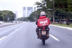 Justiça pode proibir preço mínimo em pedidos do iFood em Goiás