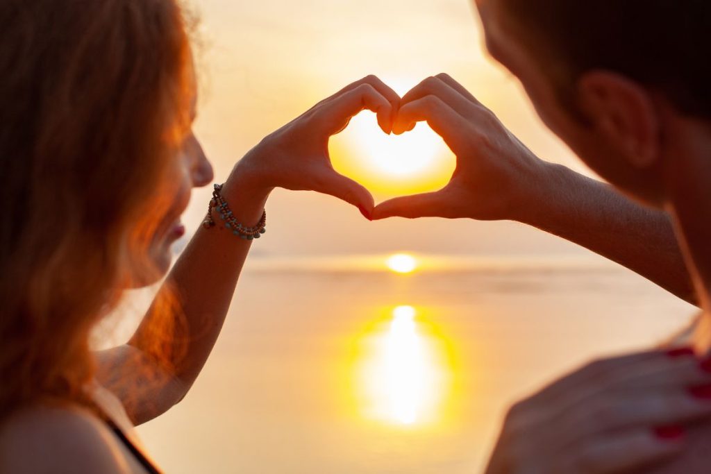 pessoas do mesmo signo costumam repetir padrões no amor