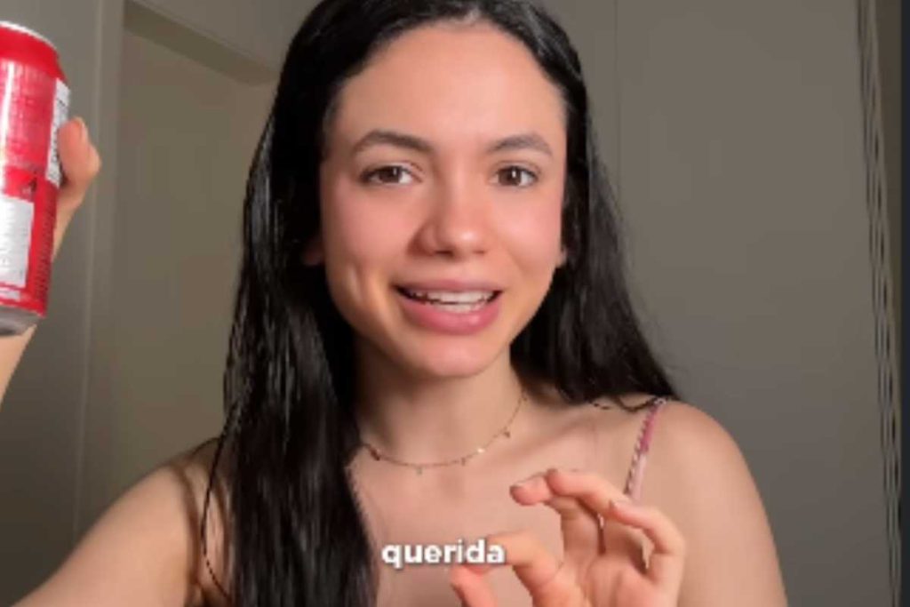 Influencer ensina técnica engraçada para ser uma pessoa querida