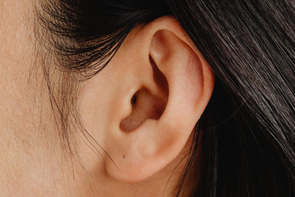 zumbido no ouvido pode estar relacionado a uma função vital