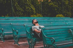 por que algumas pessoas são mais difíceis de fazer amigos