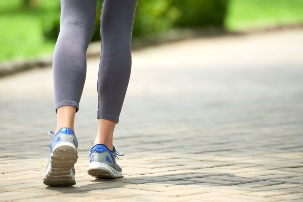 caminhar após o jantar pode ajudar a controlar a glicose