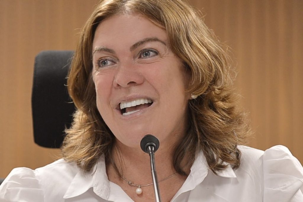 Fátima Gavioli confirma candidatura a deputada federal