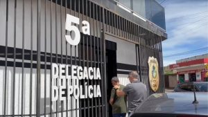 Homem foi preso após polícia descobrir que ele aplicava o golpe do "bilhete premiado".