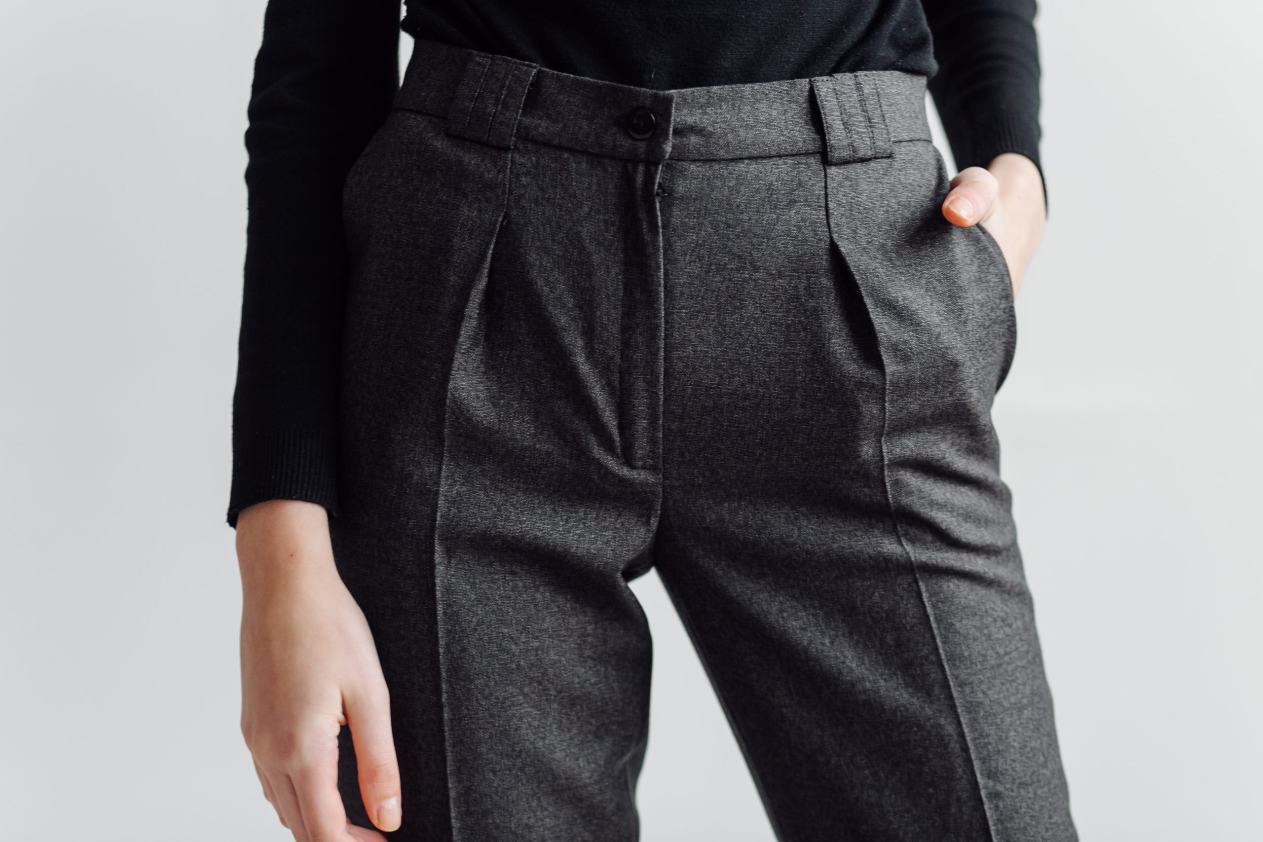 Conforto, versatilidade e estilo redefinem o que vestimos todos os dias — e o guarda-roupa nunca mais será o mesmo