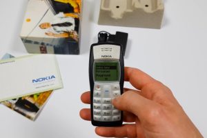 Onde comprar o icônico Nokia 1100 em 2026 e qual é o seu preço atual?