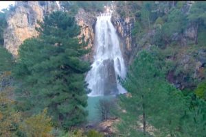 A trilha secreta sobre as águas