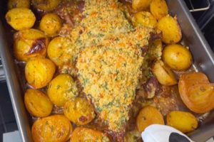 Fraldinha no forno com crosta de queijo e alho