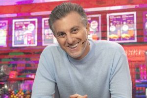 Luciano Huck desembarca em Goiânia para gravação e promete: “Alguém vai ficar milionário”