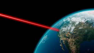 Sinal laser vindo de 8 bilhões de anos-luz atinge a Terra, e cientistas explicam o que deve acontecer