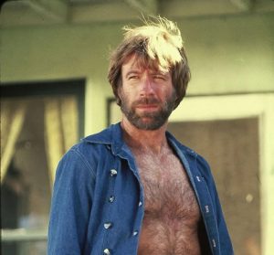 Chuck norris faleceu aos 86 anos. (Foto: Divulgação)