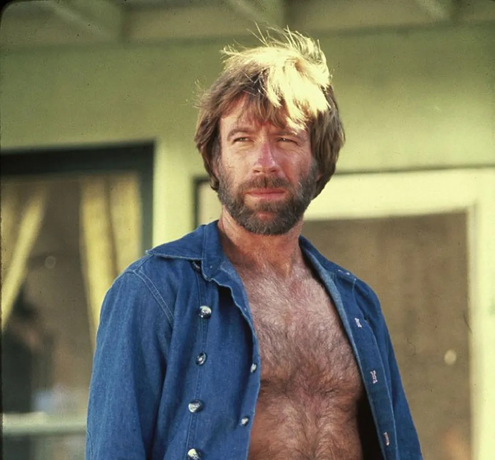 Chuck norris faleceu aos 86 anos. (Foto: Divulgação)