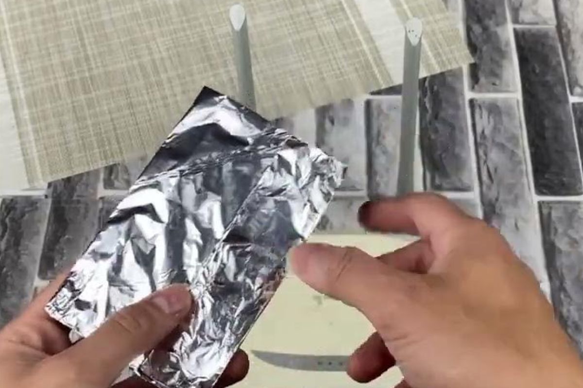 Saiba como melhorar o sinal do Wi-Fi com papel alumínio e veja dicas práticas para aumentar a qualidade da internet em casa.