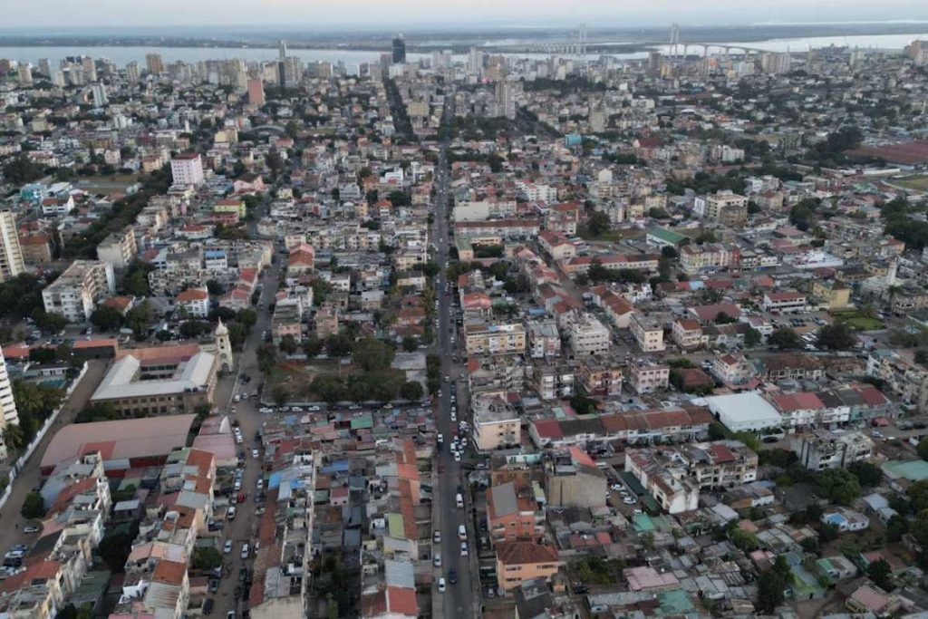 a cidade que fala português e está se preparando para se tornar um dos destinos mais desejados