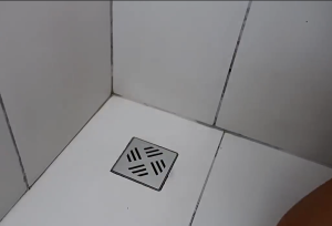 dica para acabar com mau cheiro no ralo em casa