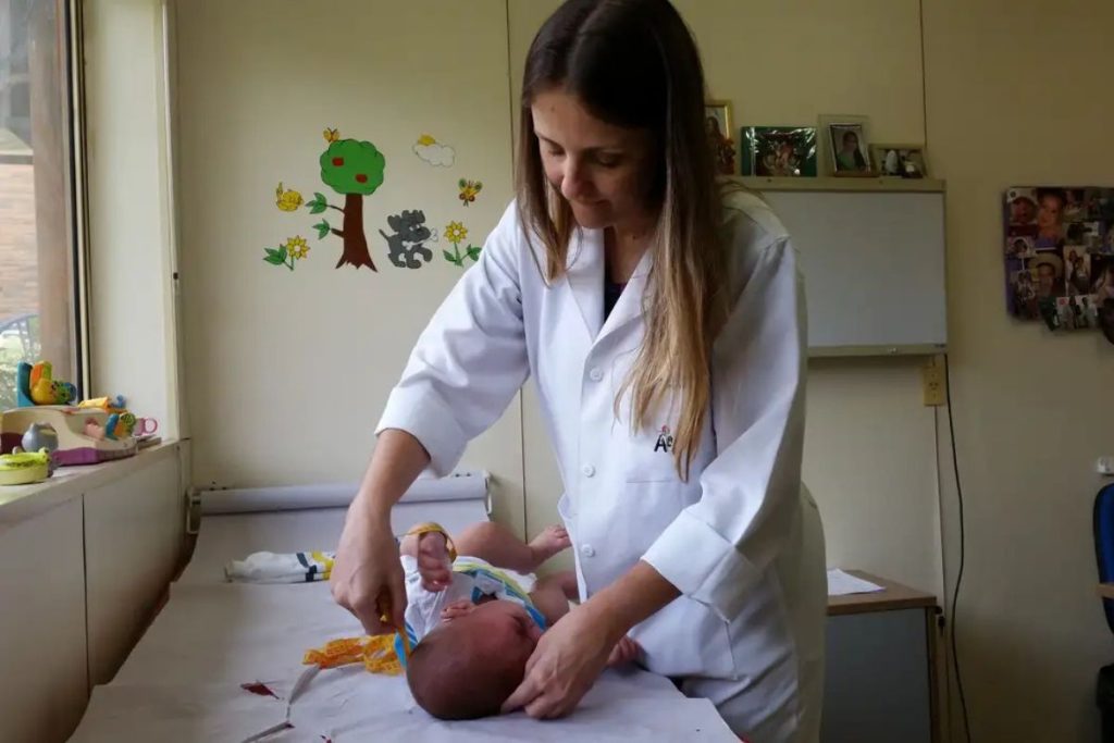 Entidades médicas negam epidemia de micropênis e alertam para uso de hormônios em crianças