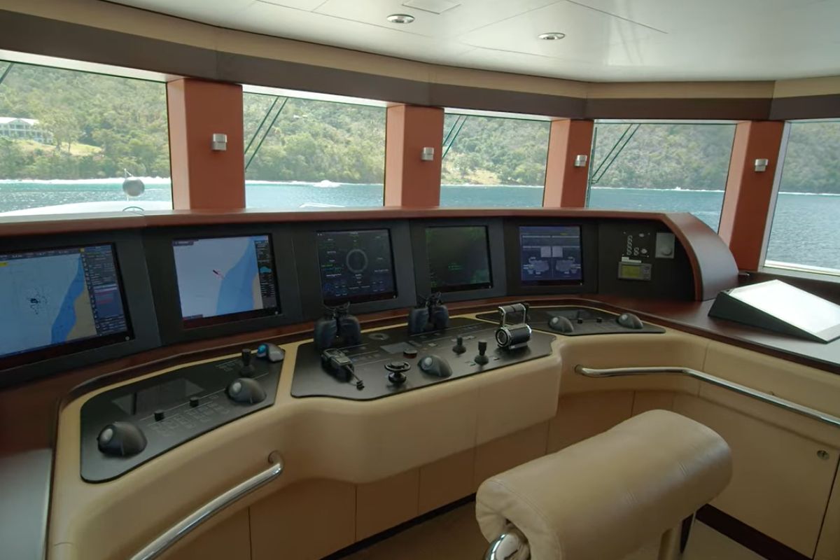 por que ninguém quer comprar esse gigante do luxo?