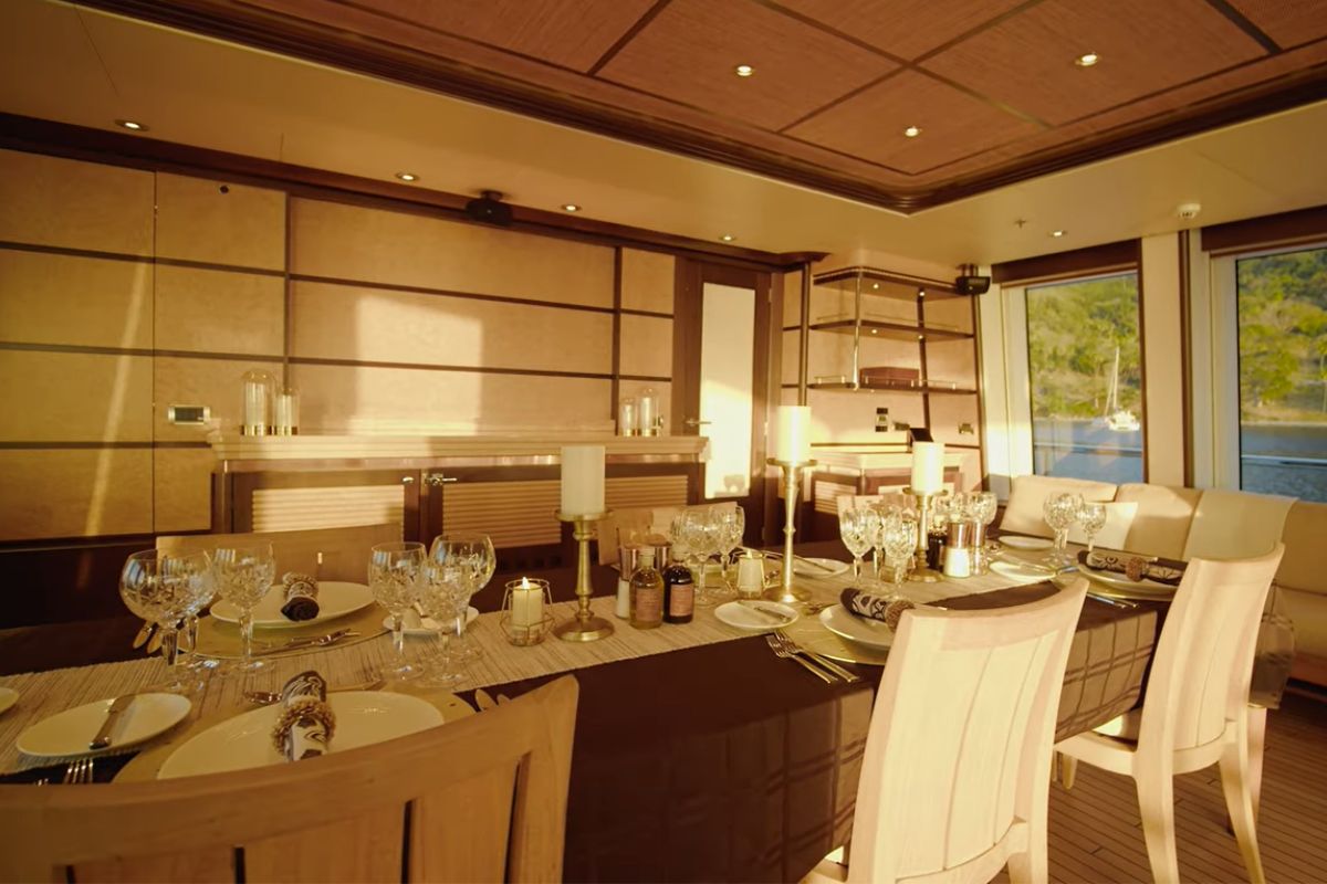 por que ninguém quer comprar esse gigante do luxo?