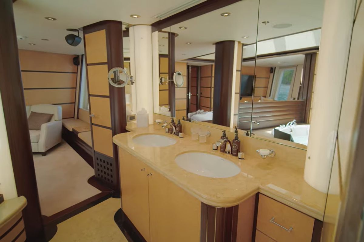 por que ninguém quer comprar esse gigante do luxo?