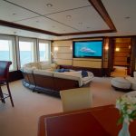 por que ninguém quer comprar esse gigante do luxo?