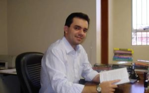 Cartorário Luiz Fernando Alves Chaves tinha 40 anos. Esposa foi condenada por mandar matá-lo.