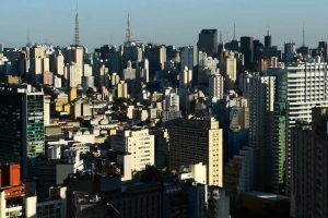 Novo imposto sobre aluguel: brasileiros podem ter que pagar mais para morar de aluguel