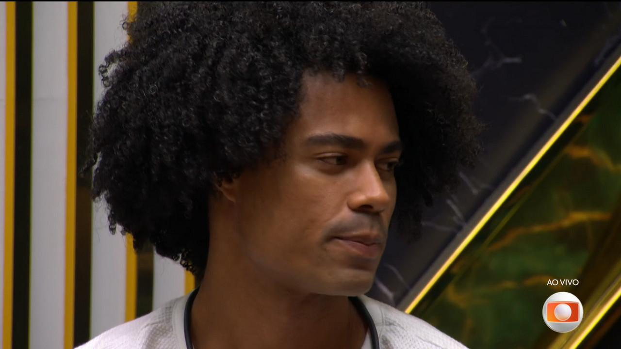 BBB 26: Jordana puxa Breno no contra-golpe do Paredão falso