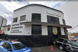 PM chegou a tempo de evitar que mãe matasse o filho de 12 anos, em Anápolis