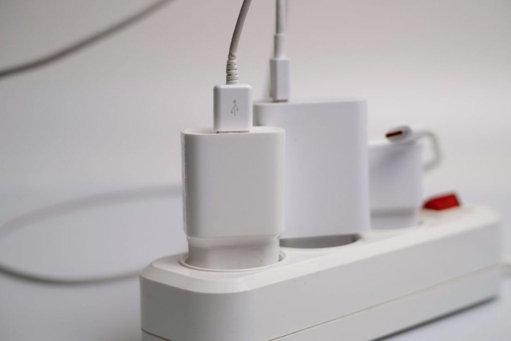 Se você guarda carregadores antigos, você tem um tesouro: