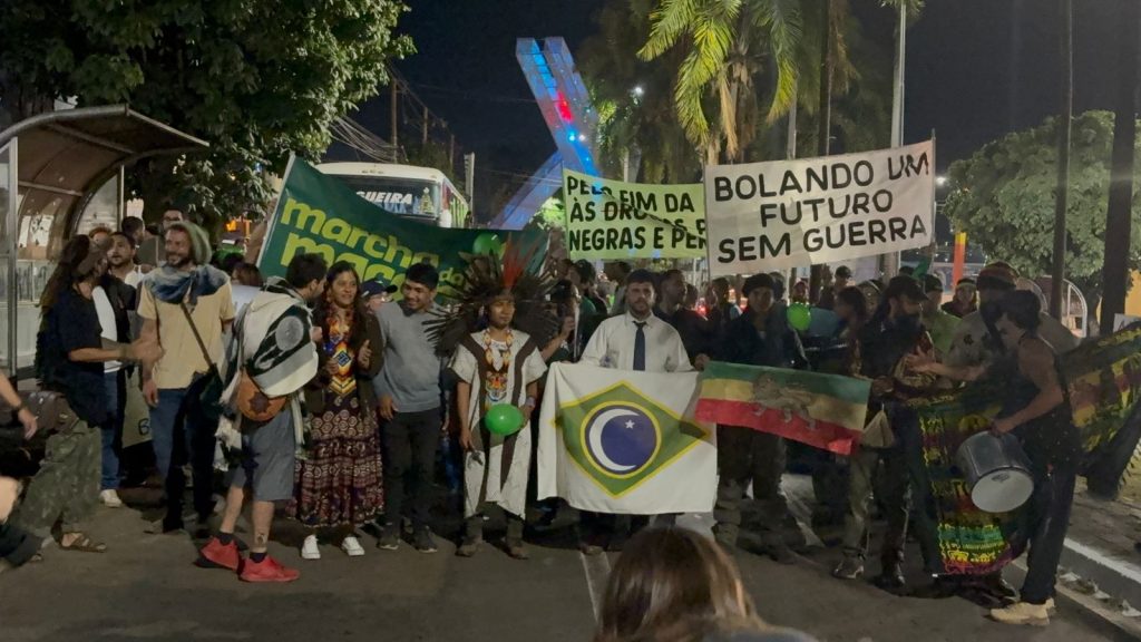 Registro da primeira Marcha da Maconha. (Foto: Paulo Roberto Belém/Portal 6)