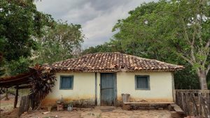 Usucapião extrajudicial permite regularizar imóvel direto no cartório, sem processo judicial. Veja requisitos, vantagens e quando não usar.