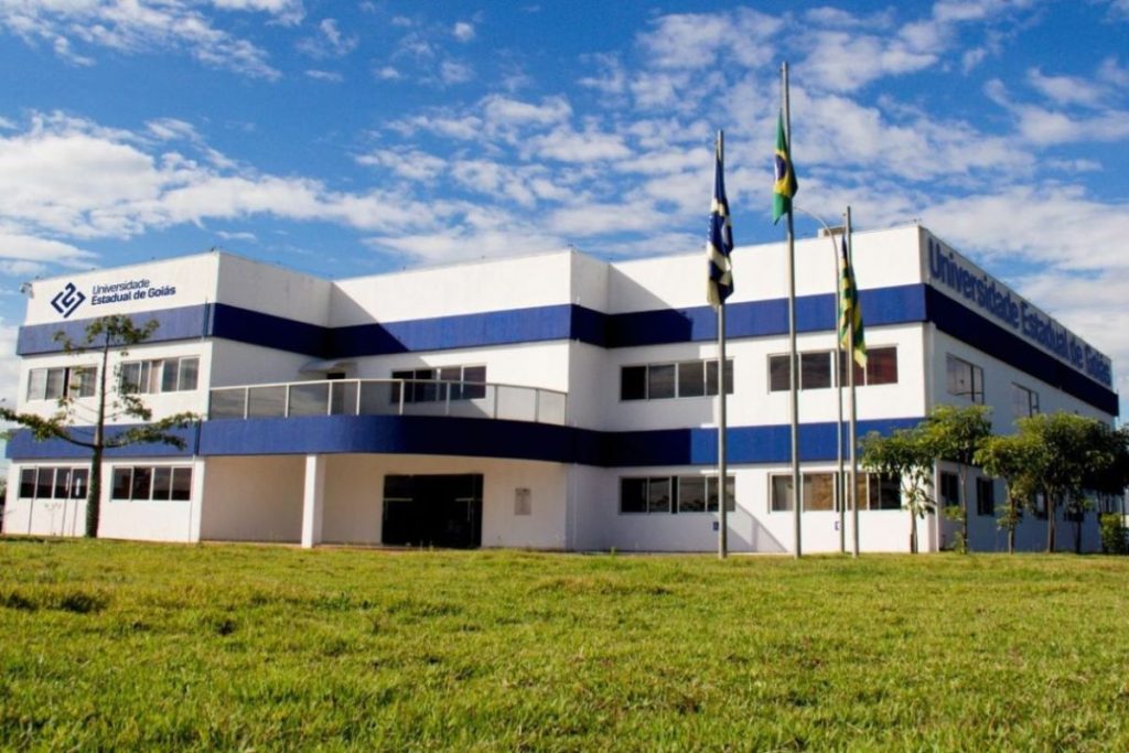 UEG prorroga inscrições para vestibular e oferece 450 vagas em diferentes cursos