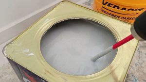 Tinta emborrachada caseira para paredes