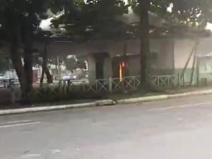 Incêndio ocorreu na manhã desta quinta-feira (09). (Foto: reprodução)