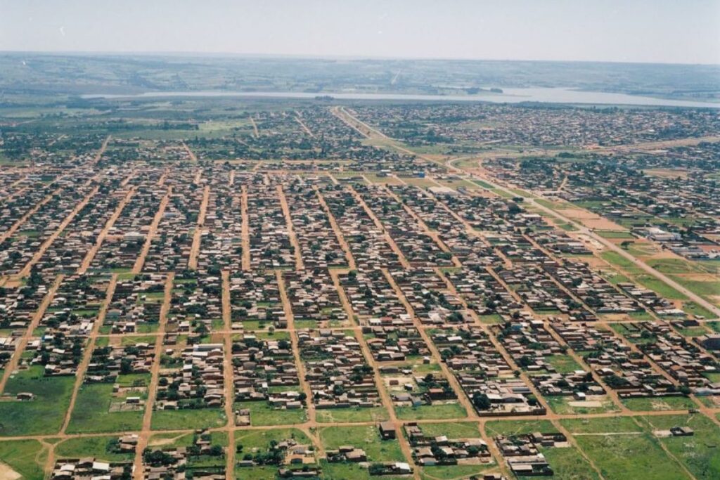 Concurso em Goiás tem vagas de nível médio e superior com salários de até R$ 9,6 mil