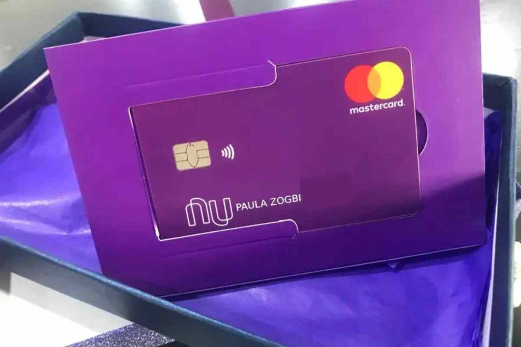 Nubank anuncia encerramento de serviço no Brasil e pega clientes de surpresa