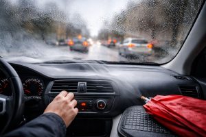 Vidros do carro sempre embaçados