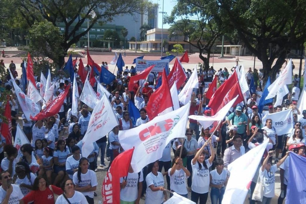Paralisação de servidores da educação pode afetar milhares de alunos em Goiânia nesta sexta-feira (17)