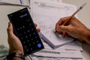 Advogada explica: como deixar de pagar uma dívida pode ser mais inteligente do que pagar a dívida inteira