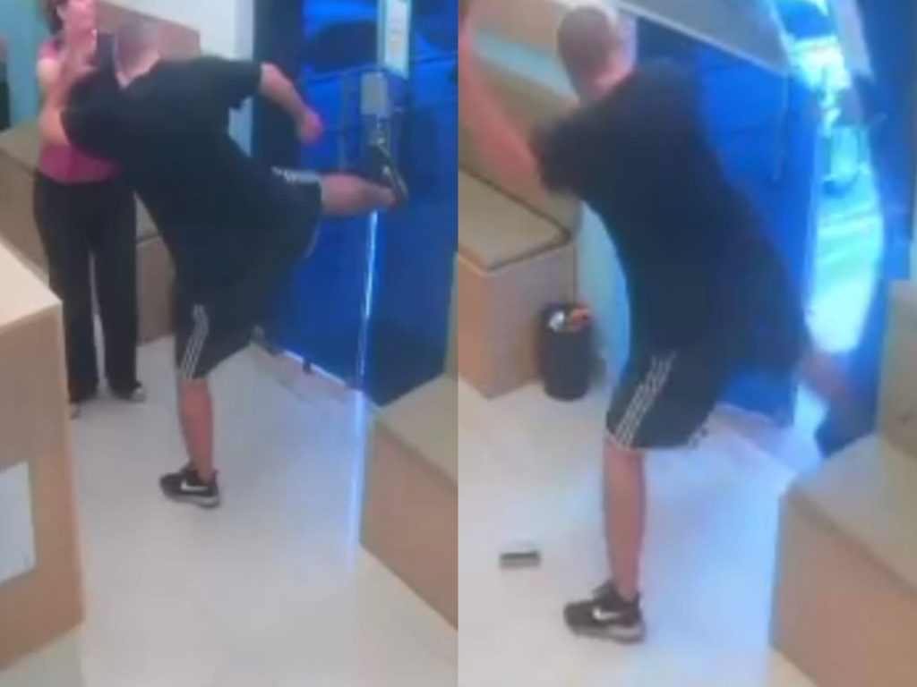 Câmeras flagraram o momento em que homem depreda porta da clínica. (Foto: Reprodução)