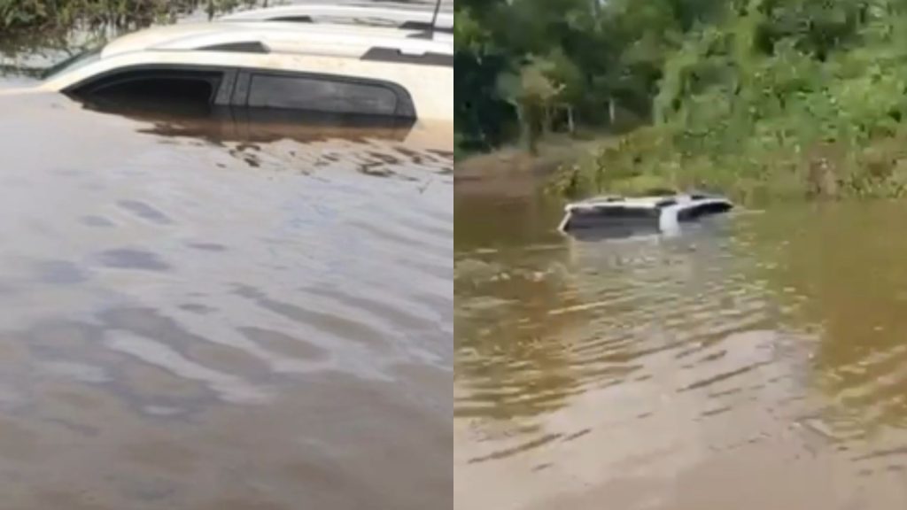 Carro ficou quase totalmente submerso.