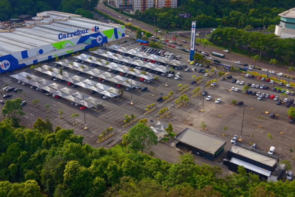 Carrefour anuncia fechamento de unidade