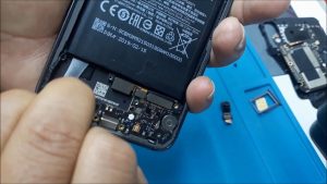 Novas regras exigem celulares com bateria removível, e usuários poderão trocar a peça em casa, sem gastar com assistência a partir de 2027